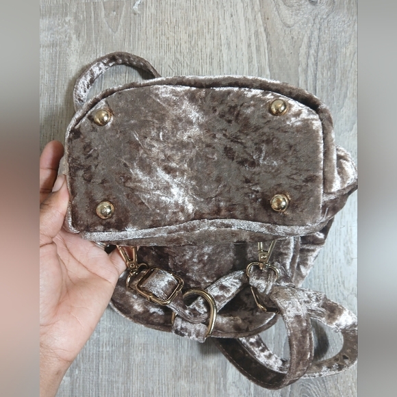 Aldo Elegant Velvet Chain Strap Bag Small/med - Picture 7 of 7